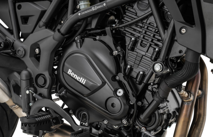 Новый мотоцикл Benelli TRK 702